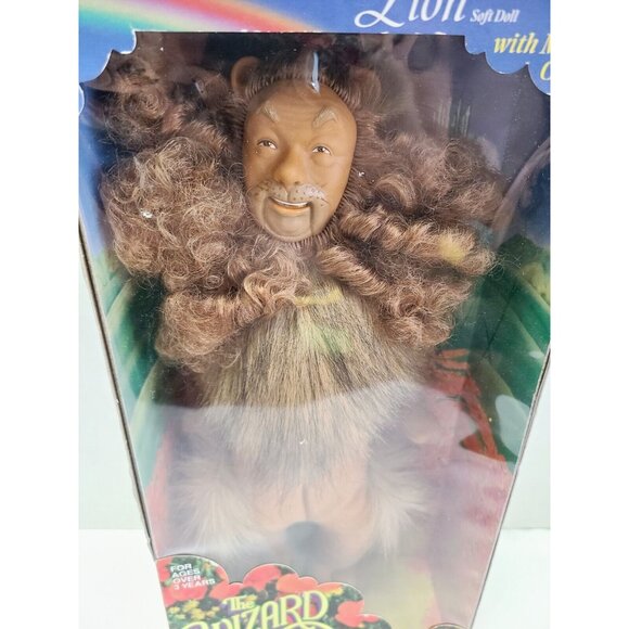 The Wizard of Oz Cowardly Lion Doll Yellow Brick Road Collection 1998 Y2K - Picture 9 of 10